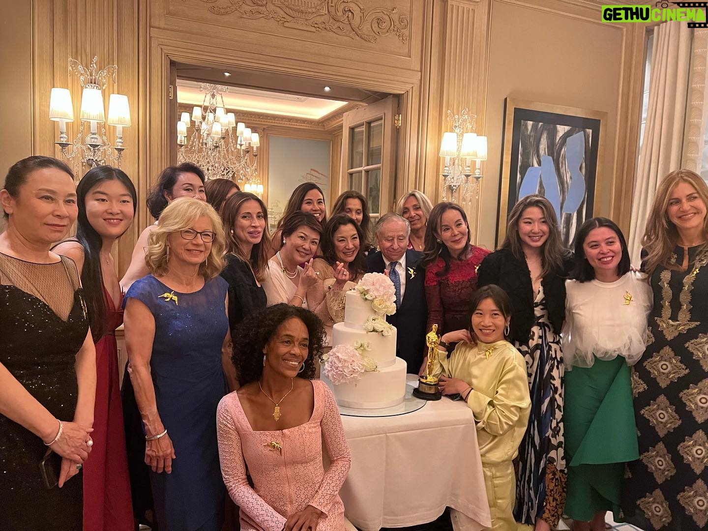 Michelle Yeoh Instagram - More joyful moments from beautiful family to the amazing Chef Massimilliano our Four Seasons friends in geneva