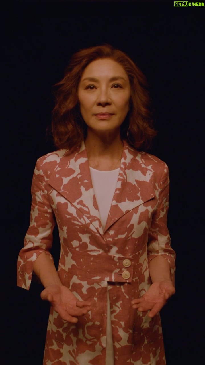 Michelle Yeoh - 112.8K Likes - Don't mess with mother. THE BROTHERS SUN, coming to @Netflix on January 4, 2024 #GeekedWeek #TheBrothersSun
@NetflixGeeked, @netflixgolden