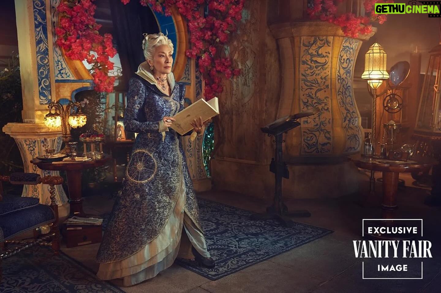 Michelle Yeoh - 136.5K Likes - 💚
#Repost @jonmchu
・・・
From the pages of @VanityFair, comes an EXCLUSIVE FIRST LOOK at WICKED!!! These beautiful photos and more including an article about what we are cooking up can be found now online, print soon. Ahhhhh!! It’s been a secret so long I can’t believe we get to finally share!! More to come… #Thanksgiving