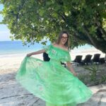 Michelle Yeoh Instagram – specialmoments in paradise 💖✨ celebrating love … more to come 😘✨