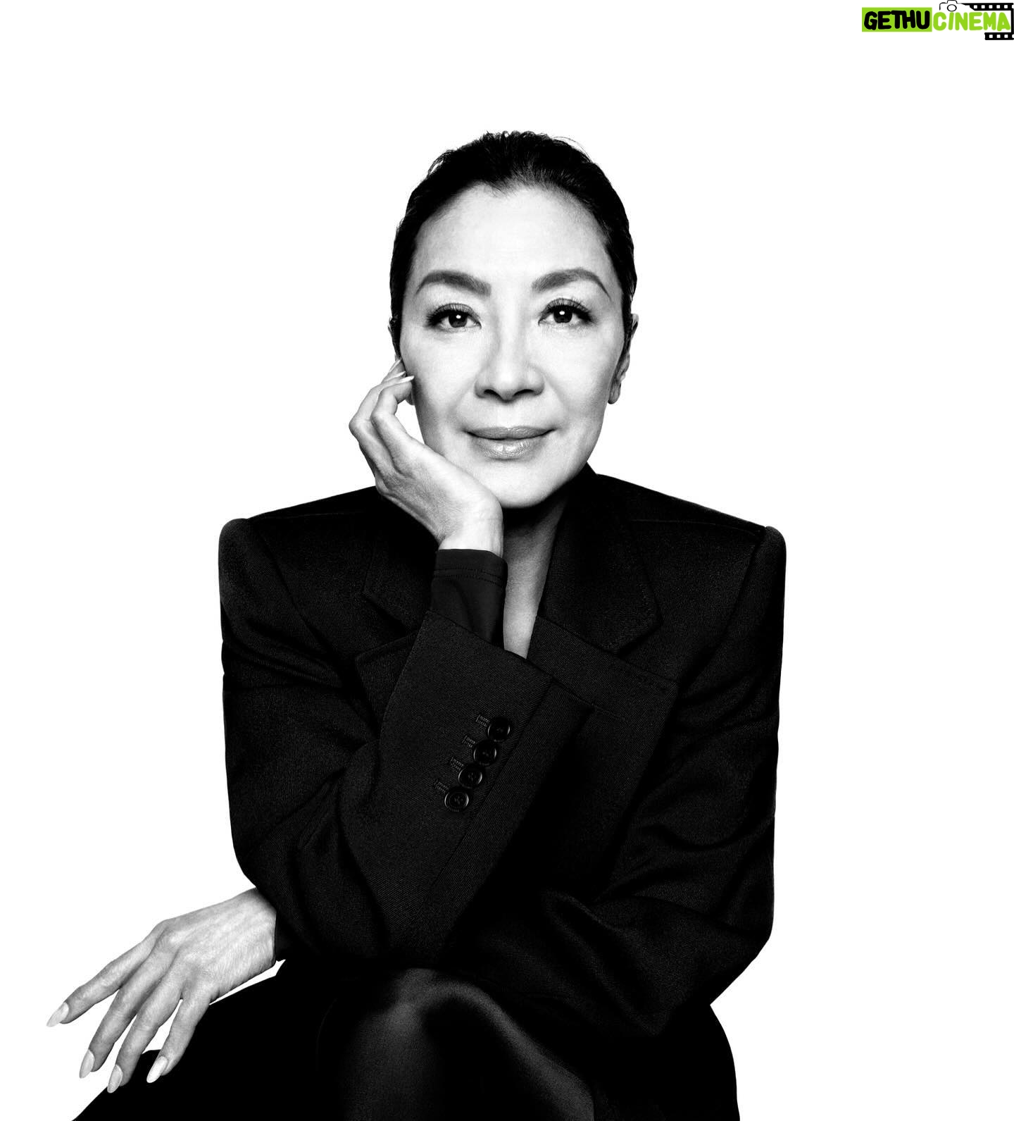 Michelle Yeoh Instagram - Fashion is a form of art. It’s not just about a dress but about self-expression, how you feel in the dress, and the values you embody wearing it; it is a way to communicate my work and who I am to the world. @balenciaga 🖤