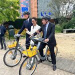 Michelle Yeoh Instagram - Taking road safety seriously whether in asia or in Brussels 😎✨✨✨🩷