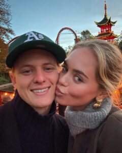 Mick Schumacher Instagram - Lately 🎡