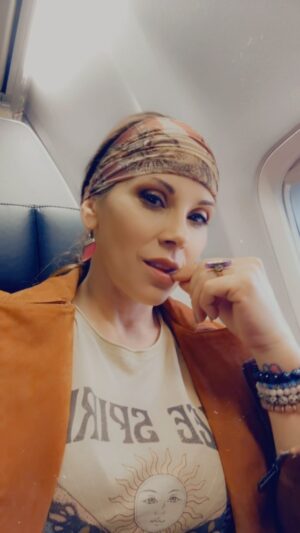 Mickie James Instagram - Oh hey you!
Just my Texas bound mood. 
See ya this weekend at @tcg_con  with @primetimeappearances !!! 
(Link in Bio)
& I get to hang with all my rowdy friends!!!
@machetegirl @realmickfoley & @rikishi let’s get it!!! 
See ya soon Houston! Xoxo
#TexasIsHardcoreCountry #HardcoreCountry #tcgcon #tcgcon2024 #houston #houstontx #everythingisbiggerintexas