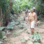 Miguel Bernardeau Instagram - Obrigado à comunidade Yawanawa por tudo. Conhecer sua cultura e compartilhar seus conhecimentos tem sido uma experiência que me acompanhará e levarei para sempre no coração. Vejo vocês em breve.♥️