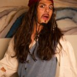 Miguel Mora Instagram - Happy Halloween mate 🍻 #captainjacksparrow #jacksparrow #piratesofthecaribbean #disney #johnnydepp #halloween #halloweencostume #halloween2023 #costume #miguel #miguelmora @johnnydepp