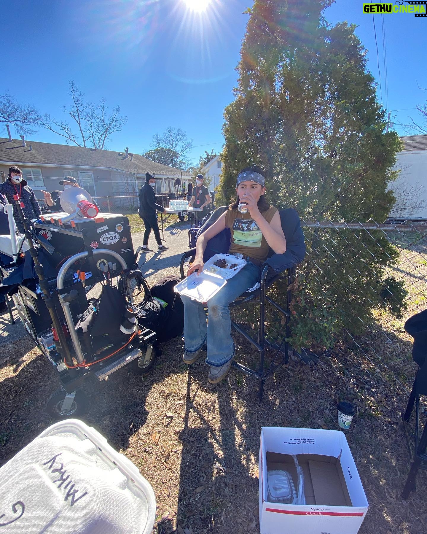 Miguel Mora Instagram - Behind the Scenes ‼️ • • • @theblackphonemovie @scottderrickson @itsjasonblum @joe_hill @universalpictures @blumhouse • • • #theblackphonemovie #blumhouse #universalpictures #miguelmora