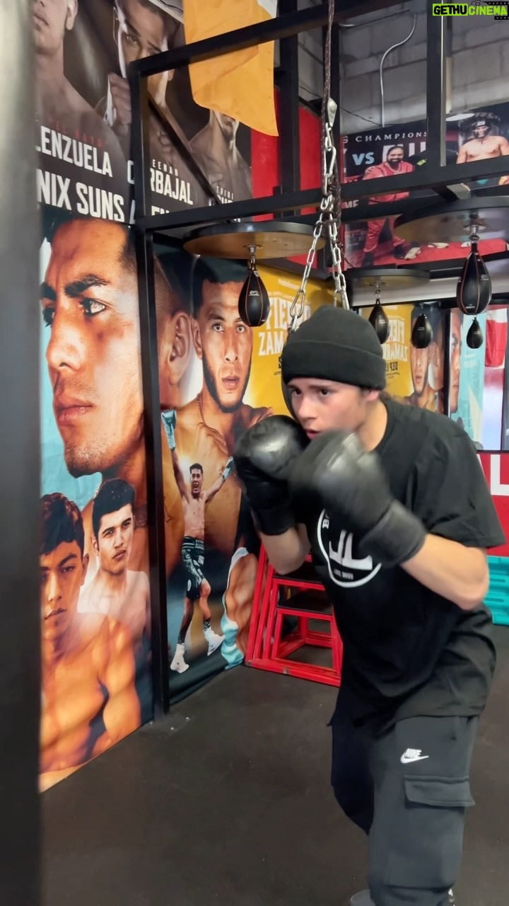 Miguel Mora Instagram - π₯π₯ Crushing Goals, Breaking Limits Coach - @lopezjr81 Gym - @jlboxingacademy #AZ #arizona #jlboxing #jlboxingacademy #boxing #602 #miguel #miguelmora #mora #mikeysfamily #athlete #boxer