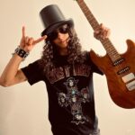 Miguel Mora Instagram – Happy Halloween 🎃 🎸
•
•
•
@slash @gunsnroses
