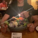 Miguel Mora Instagram – 17 🤘🏼🥳

Thank you for all of the Birthday wishes, LOVE YOU GUYS!! 🖤