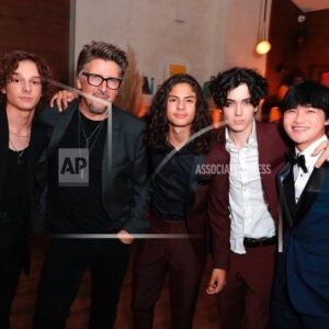 Miguel Mora Instagram - Some of “The Black Phone” after party pictures!! 🥳
•
•
•
@theblackphonemovie @universalpictures @blumhouse @scottderrickson @itsjasonblum 
•
•
•
#theblackphone #afterparty #hollywood #horrormovies