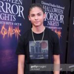 Miguel Mora Instagram - @horrornights ‼️ • • • @unistudios @universalpictures @blumhouse @blumhousehorror • • @expressmen