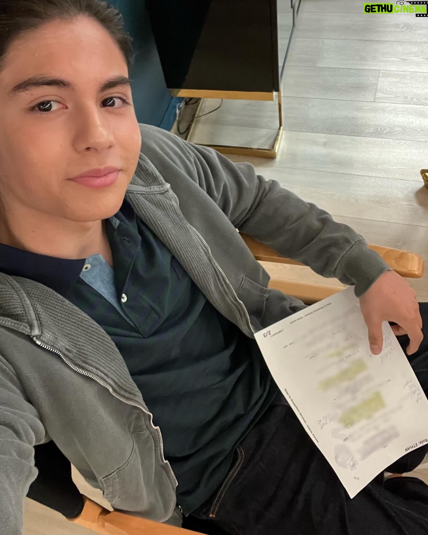Miguel Mora Instagram - Catch me on the latest episode of @sohelpmecbs tomorrow!! 🤟🏼 This Thursday April 25th on @cbstv @paramountplus 9pm EST/ PST. Big shoutout to the amazing cast and crew for such a great experience! Thank you @paramountplus @cbstv @cbstvstudios @skylarastin @mgh_8 @urjamesmartinez @heyitsmefrancisca #cbs #cbstv #paramountplus #tvshow #miguelmora #sohelpmetodd #canada
