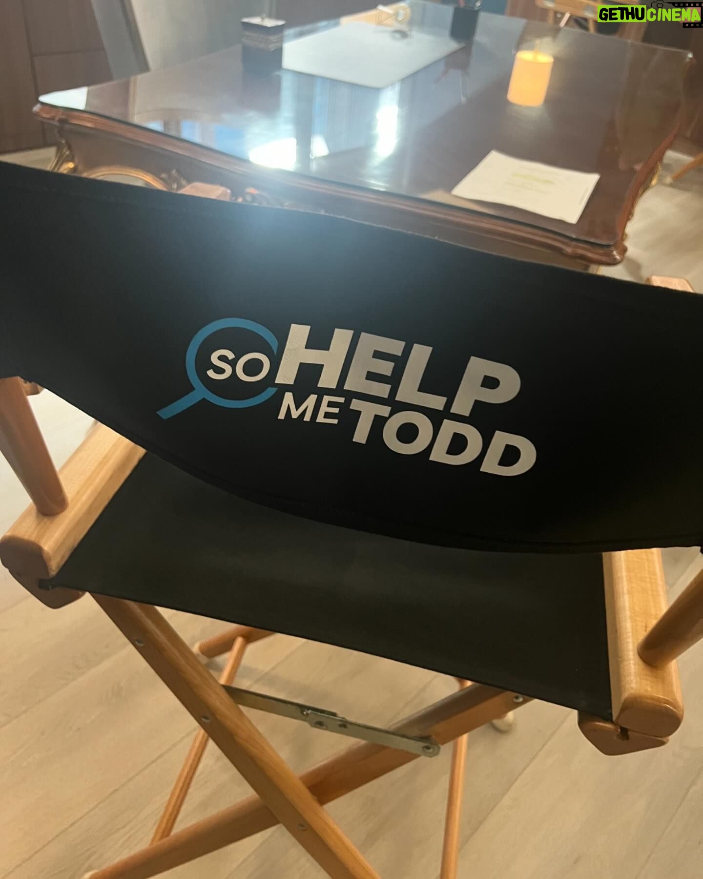 Miguel Mora Instagram - Catch me on the latest episode of @sohelpmecbs tomorrow!! 🤟🏼 This Thursday April 25th on @cbstv @paramountplus 9pm EST/ PST. Big shoutout to the amazing cast and crew for such a great experience! Thank you @paramountplus @cbstv @cbstvstudios @skylarastin @mgh_8 @urjamesmartinez @heyitsmefrancisca #cbs #cbstv #paramountplus #tvshow #miguelmora #sohelpmetodd #canada