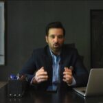 Mikaal Zulfiqar Instagram – Pakistani Entrepreneurs get ready to get on board and expand your reach globally via the most important tool we have at our fingertips: the internet! But what could it be? We can’t wait to find out!🤩

@chahyay

#chahyay #onlinestore #beauty #health #skincare #JOBHICHAHYAY