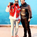 Mikaal Zulfiqar Instagram - Did some exclusive photographs for @imrankhanworld 's latest single 'Radioactive'. Thoroughly enjoyed working with this rockstar! 🙌🏼 A big shout out to @mikaalzulfiqar and team for tireless production! Watch this space for more! 👊🏼 #imrankhanworld #mohsinkhawarphotography #mikaalzulfiqar #radioactive #music #singer #ikseason #ikrecords #photographer #musicvideo