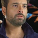 Mikaal Zulfiqar Instagram – “Dekho! Aesi hoti hai us larkiyon ki zindagi..”

Watch #Chauraha every Monday & Tuesday at 8 PM on Geo Entertainment.

#GeoEntertainment #HarPalGeo #GeoTV #7thSkyEntertainment #AbdullahKadwani #AsadQureshi #EdisonIdreesMasih #AehsunTalish #MikaalZulfiqar #MadihaImam #BushraAnsari #BehrozeSabzwari #AsadSiddiqui #SabaHameed #ShabbirJan #AyeshaGul #ArishaRaziKhan #AishaMirza #TaqiAhmed #OmiButt