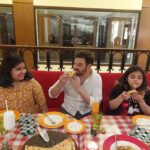 Mikaal Zulfiqar Instagram – These pictures pretty much sum up the foodies we are. Love my little ladies, say MashaAllah