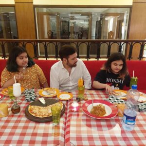 Mikaal Zulfiqar Instagram - These pictures pretty much sum up the foodies we are. Love my little ladies, say MashaAllah