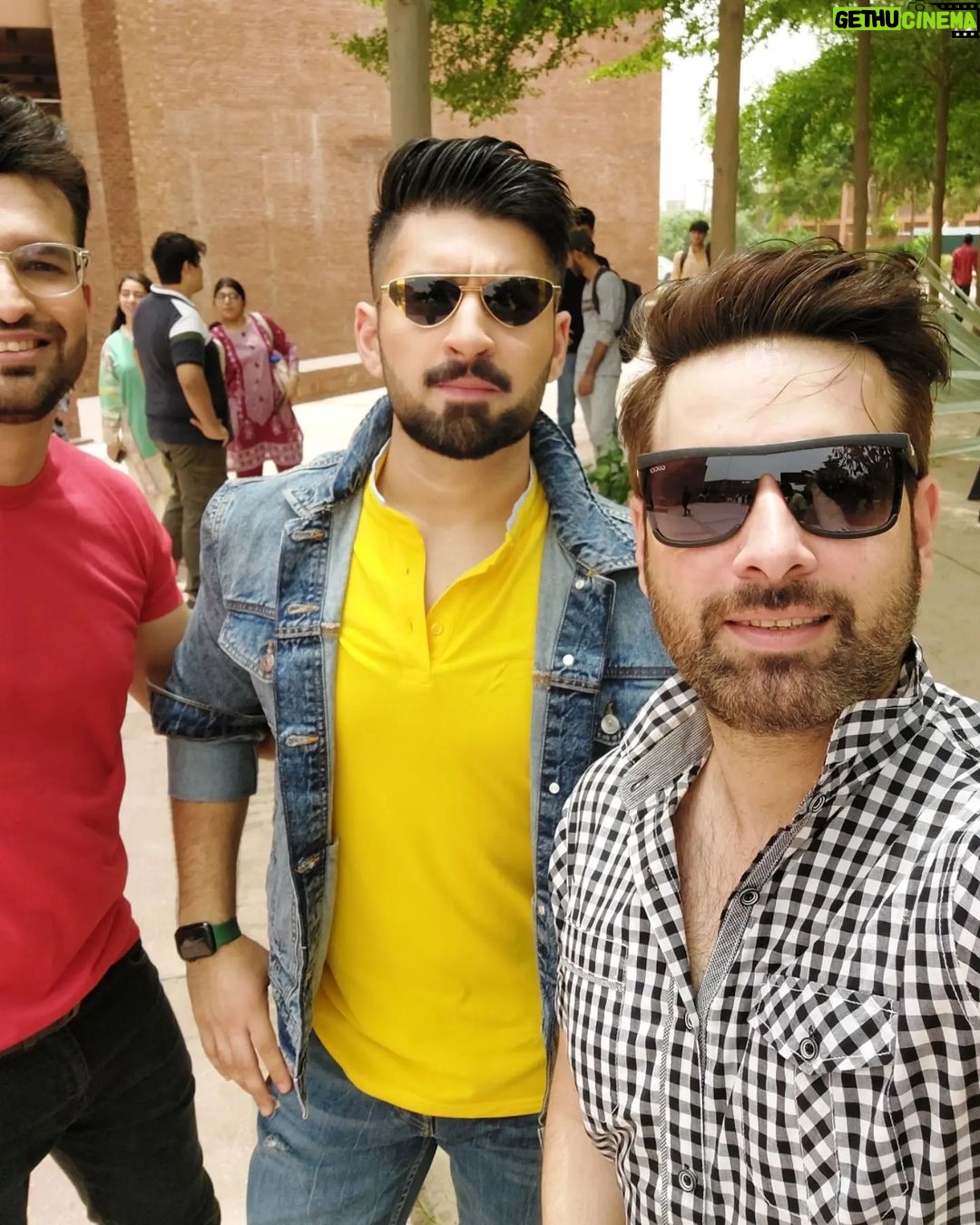 Mikaal Zulfiqar - 9.5K Likes - Bismillah ir rehmaan ir raheem. Alhumdolillah started productions in Lahore again. With the support of my brothers @abdullah.kadwani and @asadaqureshi and @7thskyentertainment thank you to the entire team and staff for your support. Also a big shoutout to @bnulahore for facilitating our first day. Super excited about being back on as a producer. With #SaimaWaseem as the captain of the ship. Looking forward to giving viewers as fantastic project from Lahore. Staring @muneeb_butt @komallmeer @alitahir38 @aliabbasofficial #KinzaRazzaq #KashifMehmood #AsmaAbbas and many more #InTheMix @harpalgeotv