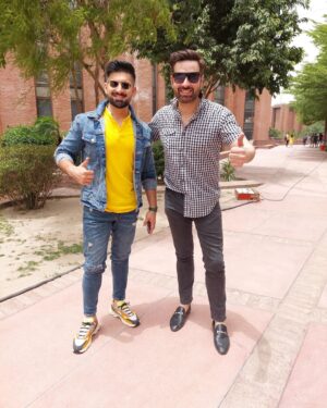 Mikaal Zulfiqar Instagram - Bismillah ir rehmaan ir raheem. Alhumdolillah started productions in Lahore again. With the support of my brothers @abdullah.kadwani and @asadaqureshi and @7thskyentertainment thank you to the entire team and staff for your support. Also a big shoutout to @bnulahore for facilitating our first day. Super excited about being back on as a producer. With #SaimaWaseem as the captain of the ship. Looking forward to giving viewers as fantastic project from Lahore. Staring @muneeb_butt @komallmeer @alitahir38 @aliabbasofficial #KinzaRazzaq #KashifMehmood #AsmaAbbas and many more #InTheMix @harpalgeotv
