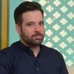 Mikaal Zulfiqar Instagram - That look. Jab aap ko zabardasti eid pe neend se utha ke, mehmaanon ke saat bhitaya jai 😅