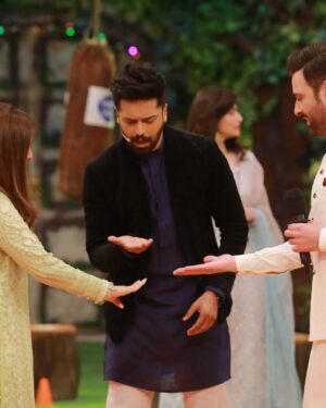Mikaal Zulfiqar Instagram - Great fun on @jeetopakistan_ary tonight
Wearing @shaffer.store @gracefabricsint styled by @raoalikhan