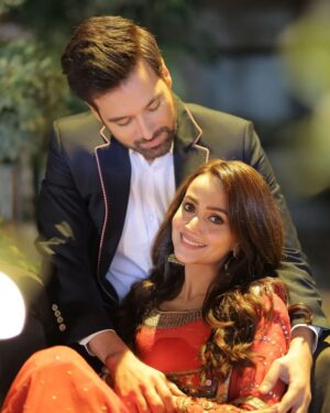 Mikaal Zulfiqar Instagram - Loving these pictures from yeh isqh samaj na aye with @xarnishkhan