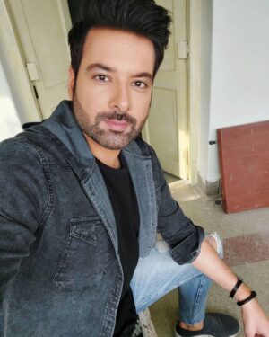 Mikaal Zulfiqar Instagram - Stop underestimating yourself!