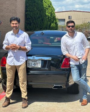 Mikaal Zulfiqar Instagram - Mikaal look towards the camera