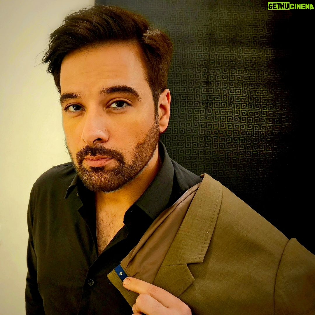 Mikaal Zulfiqar Instagram - @charcoal.official