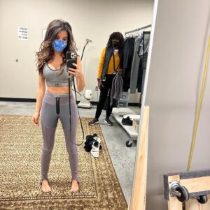 Mikaela Hoover Instagram - Mo Cap first day shooting Guardians. Thank you for all the love pouring in for Floor, Teefs & Lylla🥹♥️
“It really is good to have friends” 🐰