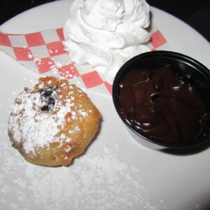 Mikaela Hoover Instagram - So thankful for November & deep fried Oreos