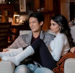 Mikaela Hoover Instagram - This is your reminder to watch the best Christmas Movie there ever was✨
Love Hard on Netflix♥️🎄