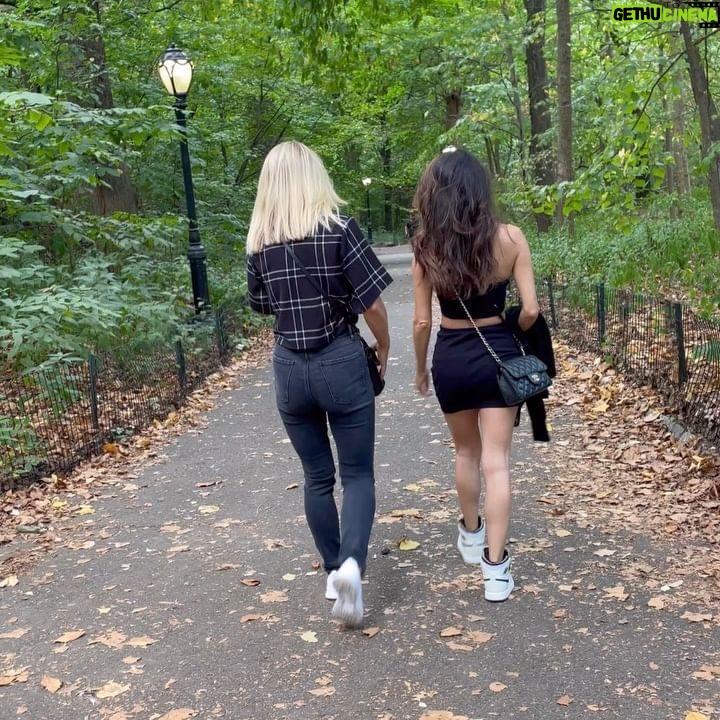 Mikaela Hoover Instagram - A day in the park with these beautiful ladies…NYC I kinda really love you