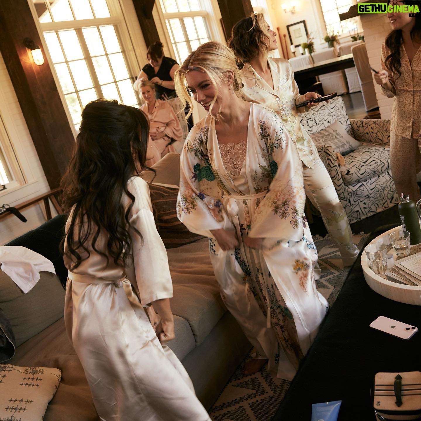 Mikaela Hoover Instagram - Passing on the monkey dance to you before you walked down the aisle was such a joyous moment! 🤍 @jenniferlholland thank you @jonnymarlow for capturing this