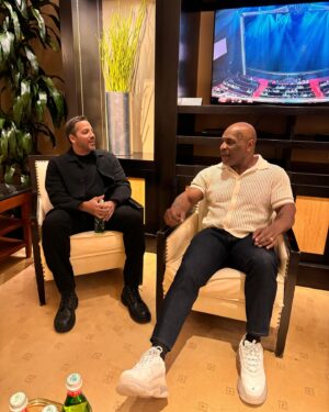 Mike Tyson Instagram - Always a great time with @davidblaine and Al Pacino