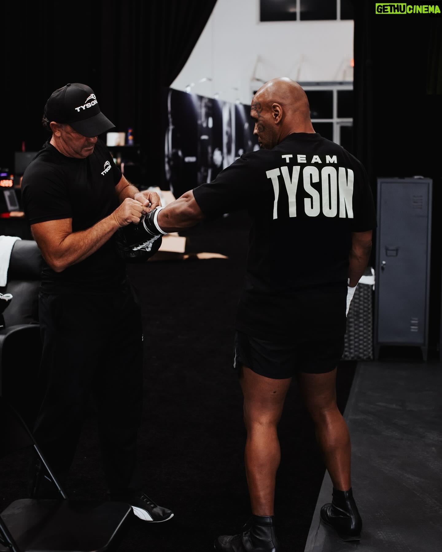 Mike Tyson Instagram - Welcome to Team Tyson. #tysonpro #paultyson