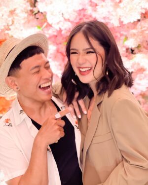 Mikee Quintos Instagram - #SofiasTropicalJourneyTo18 🌸