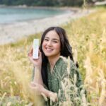 Mikee Quintos Instagram - My daily sun protection also creates a bright and glowing skin texture with a moist and soft finish! It smells sooooo good too!! No white cast 😉 Answer Garden - Aqua Calming Sunscreen ☀️ 🛒 www.tributeph.com