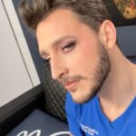 Mikhail Varshavski Instagram - Is this a vybe? @mannymua733 🥊❤️🐡 #glam #makeuptutorial