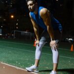 Mikhail Varshavski Instagram - People ask me if I’m taking this 🥊 thing seriously….you bet I am 💪🏼 #latenights #mensfitness
