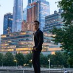 Mikhail Varshavski Instagram – Deep in thought today 💭 #nyc