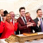Mikhail Varshavski Instagram – It’s officially ❤️ month and I was blessed to support the @american_heart association on its mission to bring more awareness to prevention, CPR education, and patients battling heart disease! 

From ringing the @nyse opening bell to teaching a live world-wide CPR course to supporting the wear red for women event, I can say this has been a week for the books! #nationoflifesavers #heartmonth #aha