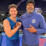 Mikhail Varshavski Instagram - Playing 🏀 in @thegarden is literally a boyhood dream but to also be coached by legend @larryjohnsonnba and lead the team to victory is just WOAH 🤯