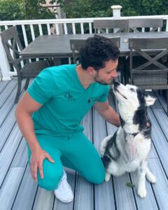 Mikhail Varshavski Instagram - 💔 My little @roxy.husky is now a three-legged pup and at first we were devastated but she’s got a true warrior spirit and is already hoping around like a bunny 🥹❤️ #husky