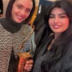 Mila Alzahrani Instagram - حفل ختامي رائع كل الشكر للقائمين على هذا المهرجان المنطلق باحترافية عاليه ونضج فني مسرحي ليس بغريب على عشاق المسرح ‏نظرات الفنانين مليئه بالشغف والطموح والفخر والاستعداد التام لإبهار العالم بمسرح سعودي متفوق قادم ‏والف مبروك لكل الفائزين ولنا بكم ♥️ ‏⁧‫#مهرجان_الرياض_للمسرح