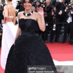 Mila Alzahrani Instagram - The 77th @festivaldecannes for the screening of the incredible “Horizon: An American Saga” by Kevin Costner with my @Boucheron family. ‎‏Had the pleasure of being the first to showcase this beautiful black Torque from the 2024 Carte Blanche collection called ‘Or Bleu.’ ‎‏Jewelry: @boucheron ‎‏Dress: @ramialaliofficial ‎‏Stylist: @osamachabbi ‎‏Makeup: @giuliacohen ‎‏Hair: @alexis.parente ‎‏Management: @wearehalocollective