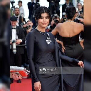 Mila Alzahrani Instagram - أعلم اني في أولى خطواتي ، ولكني تعلمت الركض .. 
ان اردت ان تركض معي فلا بأس .. ولكن لاتحاول ايقافي ♥️

.
.
من مهرجان كان السينمائي بعقد مبهر من @boucheron ♥️

"I know I'm in my first steps, but I've learned to run. If you want to run with me, that's fine. But don't try to stop me ♥️"

From the Cannes Film Festival with a stunning Necklace from @boucheron 

@festivaldecannes 
@kering_official 
@boucheron 
@balenciaga 
.
.
Thank my lovely glam team ♥️
Stylist @rawankattoa 
Make up @giuliacohen @yslbeauty 
Hair @alexis.parente 
Management @wearehalocollective