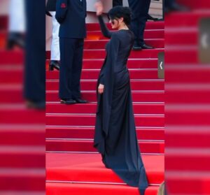 Mila Alzahrani Instagram - أعلم اني في أولى خطواتي ، ولكني تعلمت الركض .. 
ان اردت ان تركض معي فلا بأس .. ولكن لاتحاول ايقافي ♥️

.
.
من مهرجان كان السينمائي بعقد مبهر من @boucheron ♥️

"I know I'm in my first steps, but I've learned to run. If you want to run with me, that's fine. But don't try to stop me ♥️"

From the Cannes Film Festival with a stunning Necklace from @boucheron 

@festivaldecannes 
@kering_official 
@boucheron 
@balenciaga 
.
.
Thank my lovely glam team ♥️
Stylist @rawankattoa 
Make up @giuliacohen @yslbeauty 
Hair @alexis.parente 
Management @wearehalocollective